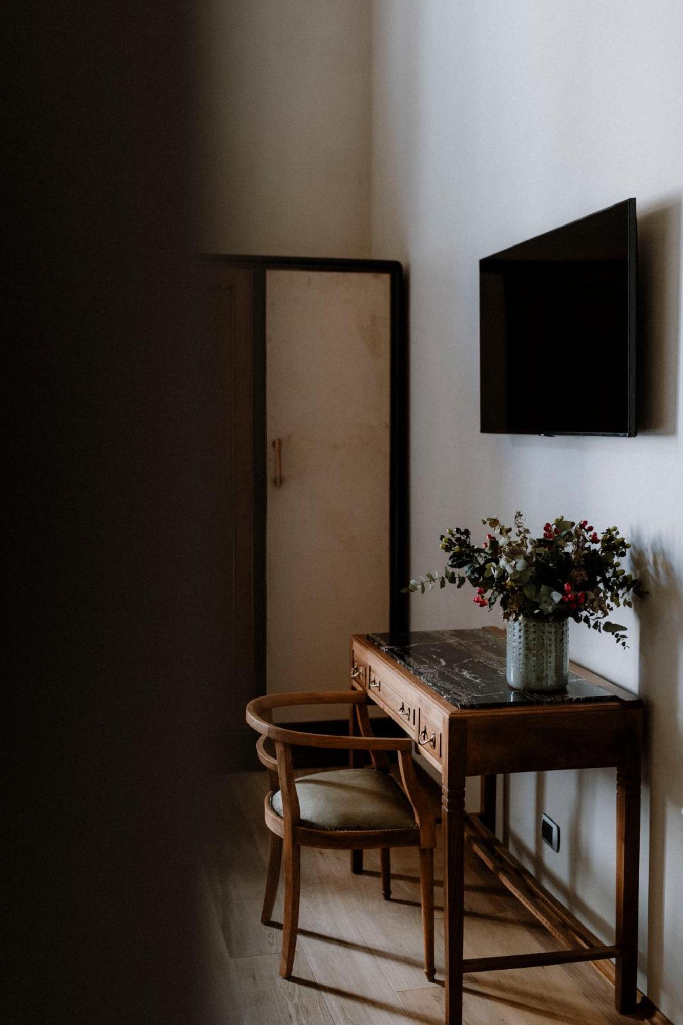 Alma Bed & Breakfast อัลบา ภายนอก รูปภาพ