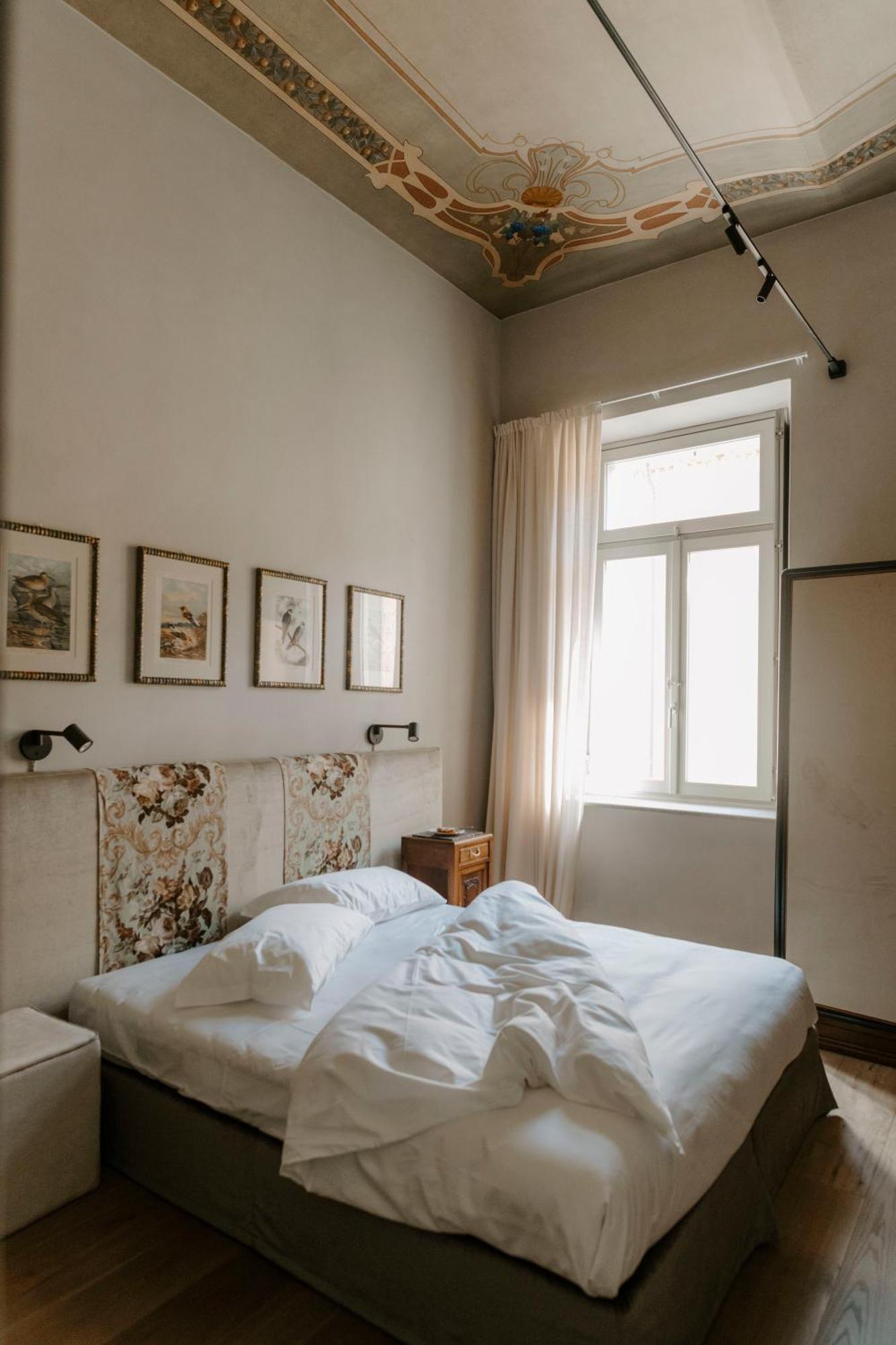 Alma Bed & Breakfast อัลบา ภายนอก รูปภาพ
